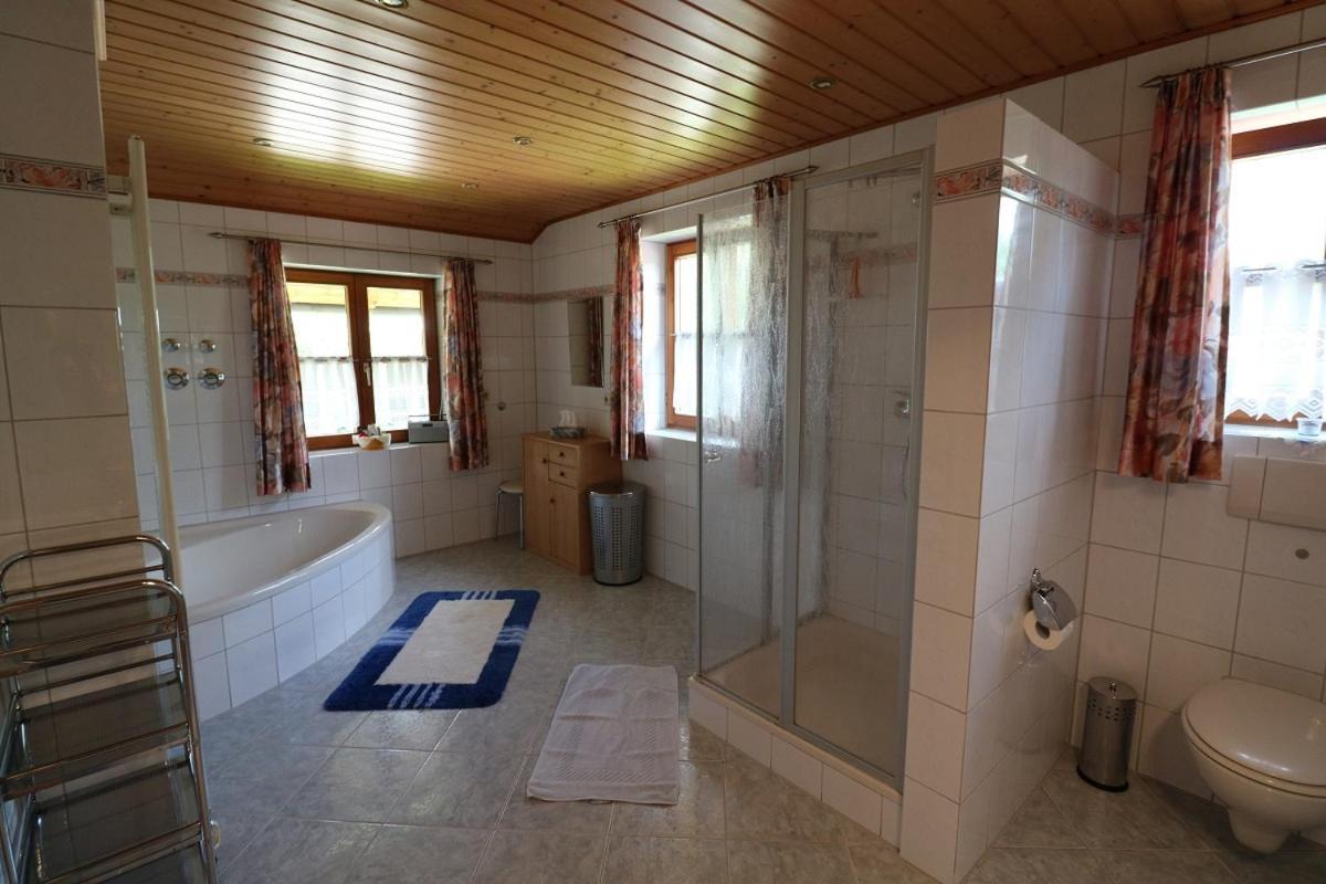 Haus Blumenfeld-Schwaiger Apartment Ubersee Luaran gambar